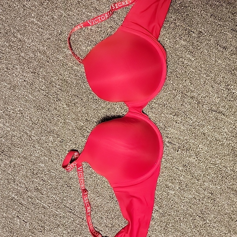 VS Bra